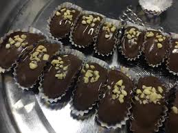 Sebelum ni mun ada cakap nak buat kuih rayakan. Almond London Biskut Raya Paling Popular Dulu Kini Ni Resipinya Keluarga