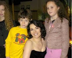 One of london's most glittering marriages—that of foodie goddess nigella lawson to advertising mogul charles. Nigella Lawson 9 Celebrity Parents Who Are Cutting Their Kids Off Heart