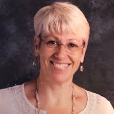 Frances Weesner (@bookfairlady)