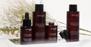 Kandungan alami di dalamnya membuat kamu enggak perlu lagi khawatir dan merasa nyaman. Avoskin Miraculous Series Toner Dan Serum Jerawat Baru Dari Brand Lokal