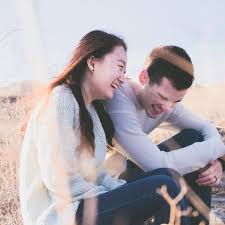 Yup kamu tidak salah dengar, foto pun bisa jadi properti unik. 30 Kata Kata Cinta Bahasa Jawa Lucu Romantis Dan Bikin Tertawa Ragam Bola Com