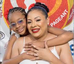 Mothers, daughters sparkle in return of Mother and Daughter Pageant