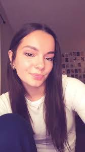 Mackenzie Ray's Instagram, Twitter & Facebook