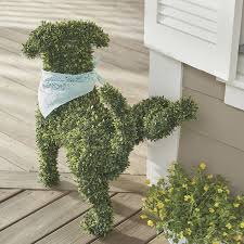 But this set of wise skulls that speak, hear and see no evil is really unusual, a dark parody. Decorative Peeing Dog Topiary