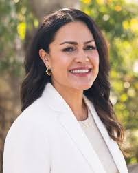 Aurora J Romans, Marriage & Family Therapist, Carlsbad, CA, 92008