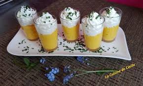 Verrines De Creme De Carottes Et Mousse De Chevre Mousse De Chevre Recette Verrine Apero Recette Verrine
