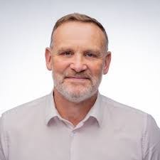 Michael Cadman's Instagram, Twitter & Facebook