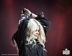Listen to music from davina michelle like nobody is perfect, duurt te lang (beste zangers seizoen 2019) & more. Davina Michelle At Wish Outdoor Angelique Lemmens Flickr