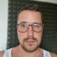 100+ profilů „Bélik“