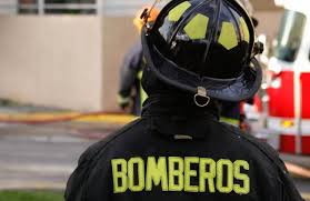Se acude en cooperación a bomberos por llamado de incendio en casa habitación chicos un consejo yo se que muchas veces todos queremos ayudar pero hay ocasion. Profunda Molestia En Bomberos De Chile Por Rebaja De 3 700 Millones En Presupuesto 2020