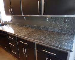 Backsplash Ideas For Marble Countertops And Combinations Kitchen Tile Designs With White Cab Tile Countertops Kitchen Tile Countertops Granite Tile Countertops