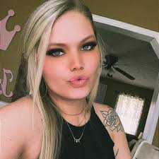 🖤 📸 Ariel Longmire Ariel Longmire, Photography