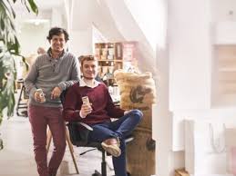 Neben einigen erfindungen, die es erst noch zur marktreife bringen müssen, gibt es auch viele höhle der löwen produkte, die bereits online bestellbar sind. Die Hohle Der Lowen Staffel 9 Start Ausstrahlung Startups Grunder De