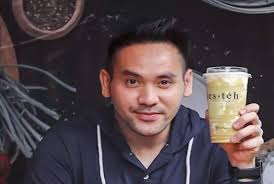 Bisnis Cendol dan Teh Manis Suami Jenita Janet Makin Bersinar Aja