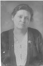 Allen Seale's Instagram, Twitter & Facebook