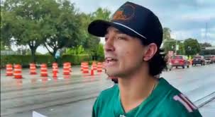 Miami Dolphins Fan Holds Up The Perfect Sign Outside Hard Rock Stadium To  Ensure Tyreek Hill And Other Players Don't Get Arrested Before TNF Game vs.  Bills (VIDEO) READ MORE:  https://www.totalprosports.com/nfl/video-miami-dolphins-fan-holds-up-the ...