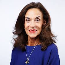 Katherine Darr's Instagram, Twitter & Facebook