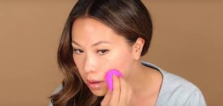 So many people including myself are intrigued by the beauty blender. How To Use A Beautyblender In Your Makeup And Skin Routine Allure