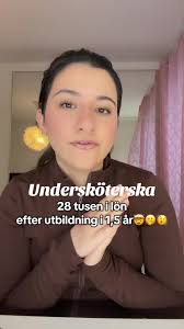 Bli Undersköterska på 1,5 år och Tjäna 28 Tusen!
