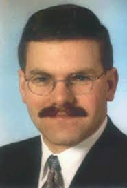 Nicht-/Wissenschaftliche Mitarbeiter:innen