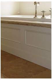 Free standing wooden bathtubs are the perfect choice for the eco friendly and environmently conscious home. Wood Bathtub Apron