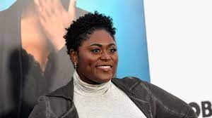 More than a few inmates escape from litchfield penitentiary over orange is the new black's six it may be a surprise for pennsatucky to turn herself in, but it looks like she's turned over a new leaf issa rae won her first naacp image award, and she started off by thanking tracee ellis ross. Danielle Brooks Is The Representation We Need Danielle Brooks African American Actress Single Black Women