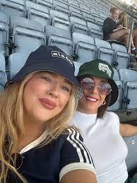 We sang our hearts out and had the best day!!! 🇮🇪 I would do it all again  🥹 80,000 people dancing, singing and enjoying the moment, it was magical ✨