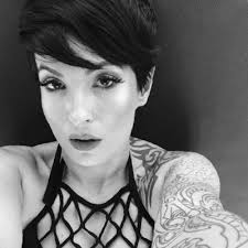 Bobbi Jo Black (@BobbiJoBlack)