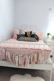 This canvas features a design of navy and blush pink watercolor to help you add some abstract art to your room. Blush Pink Wallpaper Bedroom Ideas Novocom Top