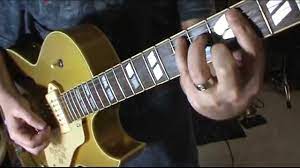 Easy Play Rhythm Lead At The Same Time Guitar Lesson By Scott Grove Guitar Lessons Guitar Learn Guitar