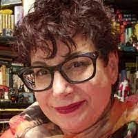 Emily Zarr's Instagram, Twitter & Facebook