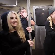 # перевод песни thumbs (sabrina carpenter). Sabrina Carpenter Updates Sabrina Carpenter Thumbs Total Access Radio