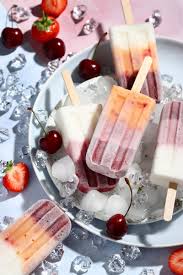 You can cook gelato frutta e cioccolato using 4 ingredients and 3 steps. My Foodie Days Gelato Yogurt E Frutta Senza Gelatiera Su Stecco
