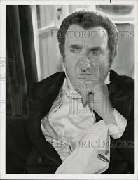 1970 Press Photo Ron Moody in a scene from "David Copperfield,"