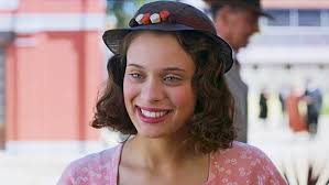 Daniela Melchior Is Astonishing In A Sexy Skin-Tight Black Dress