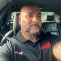 40+ perfiles de «Terry Khan»