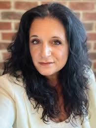 A BIG WELCOME TO MICHELLE DAIDES TO THE MR. FRANK'S TEAM &  FAMILY!!!👏👏👏❤️ "I have been wanting to get into the CPG/Food Space game  for a while. The perfect opportunity came my