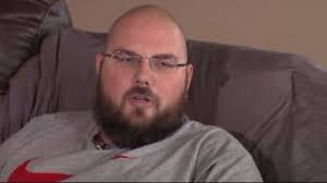 Tow truck driver survives scary crash