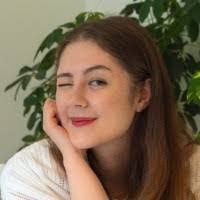 Veronica Rosenberg's Instagram, Twitter & Facebook