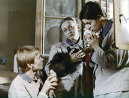 Aktor spotkał się z ogromną sympatią widzów. Ewa Blaszczyk Ewa Szykulska E Elzbieta Zajacowna With Pigeons Actors Fictional Characters Animals