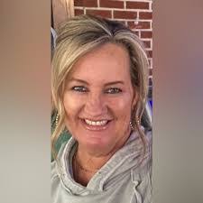 Michelle Simcox's Instagram, Twitter & Facebook