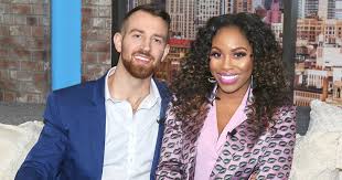 Lauren And Cameron From Love Is Blind Are Happy To Be Inspiring Other Couples In 2020 Couples Couples Therapist