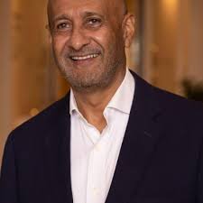 Andrew Janke (@jankajones)