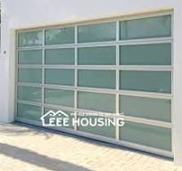Suministro de fábrica de China puerta de garaje automática seccional de  aluminio y vidrio moderno con luces de puerta esmeriladas