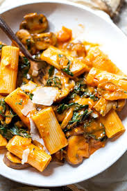 Pumpkin Alla Vodka Pasta Vegan Recipe Easy Pasta Dinner Pasta Dinner Recipes Pumpkin Pasta