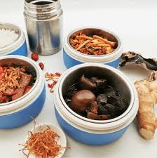 Selly 姐cooked delicious confinement food, took night shift and kept high hygiene standards, all the efforts are to make sure mummy's sufficient rest and baby's growth. 9 Best Confinement Food Delivery Caterers In Singapore Lifestyle News Asiaone