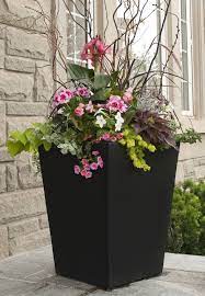 Cabilock planter basket indoor outdoor garden flower plant pots cover containers woven house natural pots for succulents flowers herbs cactus. Our Current Outdoor Patios Can Really Use Lots Of Big Planter Pots Outside But They Can Build Up Up To Flower Pots Outdoor Summer Planter Summer Planter Ideas