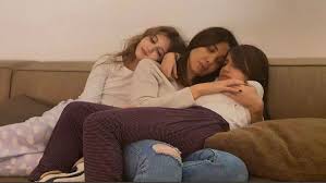 نانسي عجرم تحذف صورها وما القصة؟ قبل نانسي كانت أيضًا تعرضت جومانا_مراد لحملة ممنهجة ضدها حين أطلت بملابس حمراء عقب أشهر على وفاة ابنتها الصغيرة. Ø¨Ø¹Ø¯ Ø§ØªÙ‡Ø§Ù… Ø²ÙˆØ¬Ù‡Ø§ Ø¨Ø§Ù„Ù‚ØªÙ„ Ø§Ù„Ù‚ØµØ¯ÙŠ Ù†Ø§Ù†Ø³ÙŠ Ø¹Ø¬Ø±Ù… ØªÙ†Ø´Ø± ØµÙˆØ±Ø© Ù…Ø¹ Ø§Ø¨Ù†ØªÙŠÙ‡Ø§ ÙˆØªØ¹Ù„Ù‚ Cnn Arabic