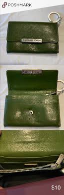 Michael Kors Olive Green Wallet In 2020 Green Wallets Michael Kors Michael Kors Bag