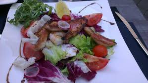 Salade De La Mer Avec Rougets Et Gambas Picture Of Le 17 Mulhouse Tripadvisor